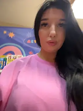 Tisha Busty online show from June 7, 2026, 11:58 am