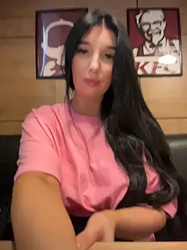 Tisha Busty online show from June 8, 2026, 1:33 pm