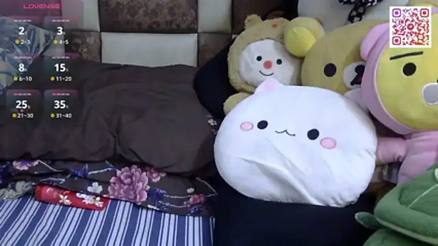 Snapshot of Tiny_lusty chatting on March 5, 2026, 11:12 pm Tiny lusty online show from March 5, 2026, 11:12 pm