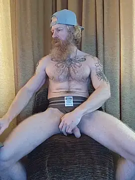 Gingerbeard40 online show from February 4, 2026, 6:19 am