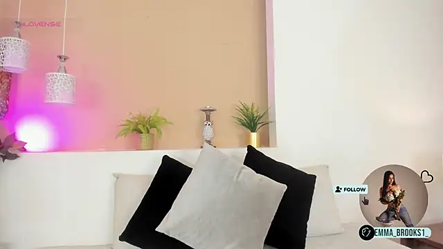 emma brooks1 online show from December 17, 2024, 7:48 pm