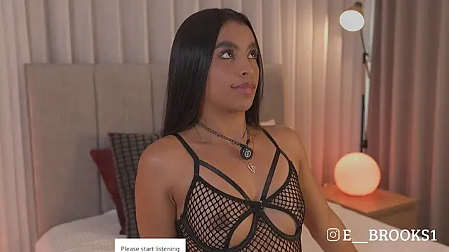 emma brooks1 online show from May 1, 2026, 7:18 pm