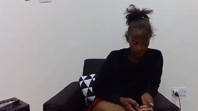 Snapshot of sweets_80 chatting on July 21, 2026, 6:10 pm sweets 80 online show from July 21, 2026, 6:10 pm