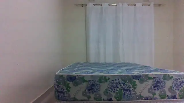 Snapshot of sweets_80 chatting on July 27, 2026, 2:40 am sweets 80 online show from July 27, 2026, 2:40 am