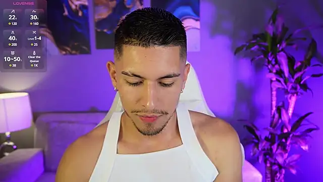 Aaronfox x online show from January 3, 2025, 11:33 pm