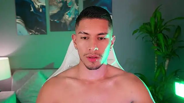 Aaronfox x online show from January 5, 2025, 6:46 am