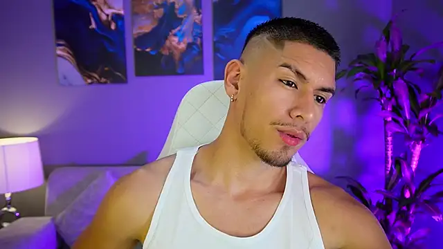 Aaronfox x online show from January 5, 2025, 11:44 pm