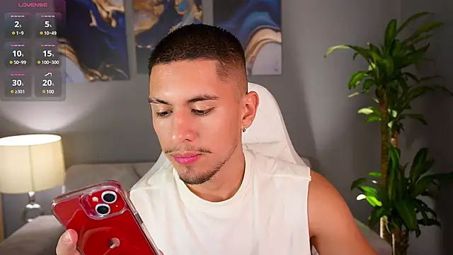 Aaronfox x online show from January 7, 2025, 12:24 am