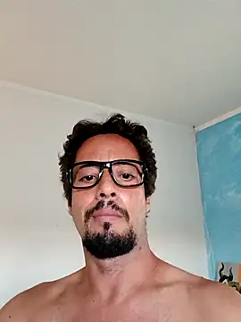 Snapshot of 2024gaelpiroca chatting on September 30, 2025, 9:03 am 2024gaelpiroca online show from September 30, 2025, 9:03 am