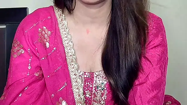 Snapshot of MIss-Naina chatting on October 27, 2025, 7:29 pm MIss-Naina online show from October 27, 2025, 7:29 pm
