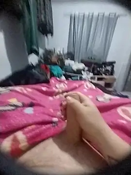 Snapshot of luluankle chatting on May 19, 2026, 9:10 pm luluankle online show from May 19, 2026, 9:10 pm