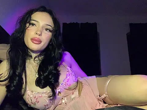 madelinexx online show from January 18, 2025, 11:33 pm
