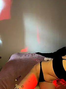 Snapshot of madelinexx chatting on September 30, 2025, 3:39 pm madelinexx online show from September 30, 2025, 3:39 pm