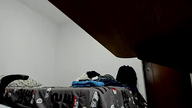 Huge latin cock online show from April 23, 2026, 8:11 pm