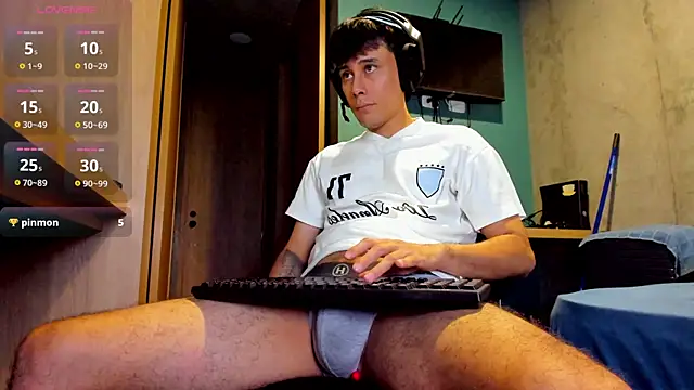 Huge latin cock online show from June 26, 2026, 12:15 am