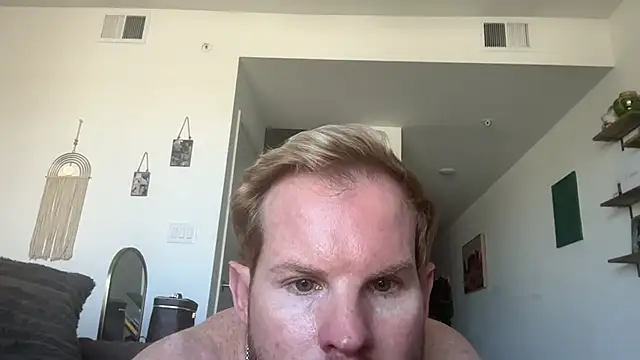 crossfitterguy87 online show from February 16, 2026, 6:04 pm