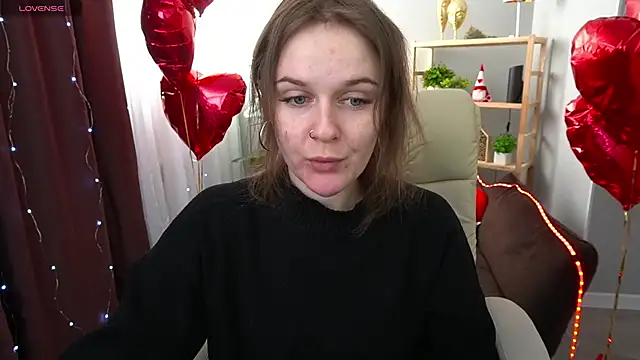 MaribelRiverr  online show from February 24, 2025, 6:27 am