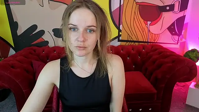 MaribelRiverr  online show from May 9, 2026, 5:23 am