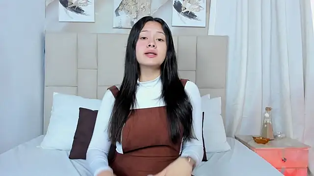 Snapshot of Jaslyn__Smith chatting on January 16, 2025, 2:08 pm Jaslyn  Smith online show from January 16, 2025, 2:08 pm