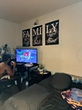 exotic  couple online show from October 30, 2025, 2:57 am