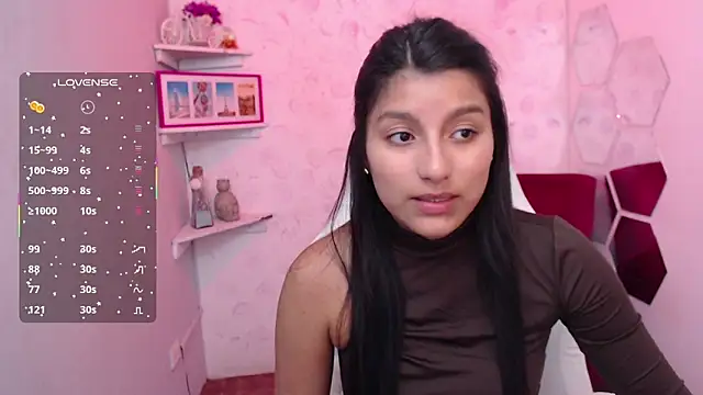 Cailee Mansour online show from September 15, 2025, 2:06 pm