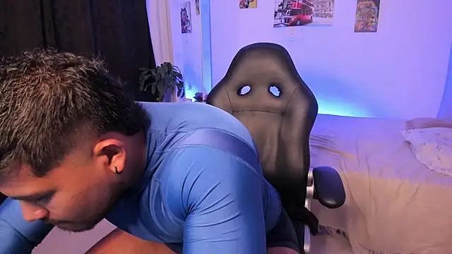 Snapshot of Camilo_caballero chatting on March 12, 2025, 5:07 pm Camilo caballero online show from March 12, 2025, 5:07 pm