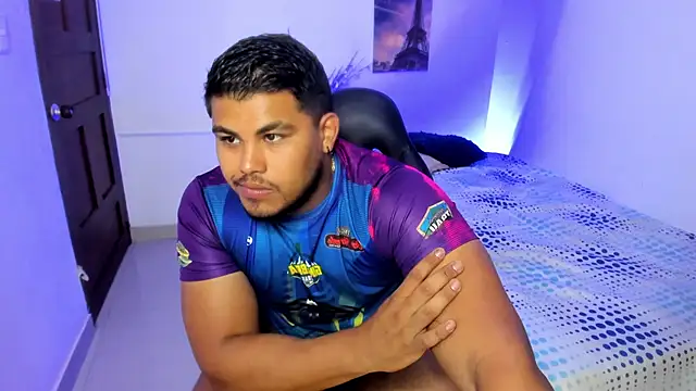 Snapshot of Camilo_caballero chatting on March 21, 2025, 1:13 am Camilo caballero online show from March 21, 2025, 1:13 am