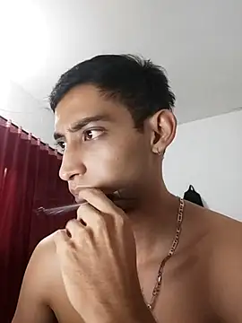 Snapshot of Juan_Vas chatting on March 10, 2025, 11:49 pm Juan Vas online show from March 10, 2025, 11:49 pm