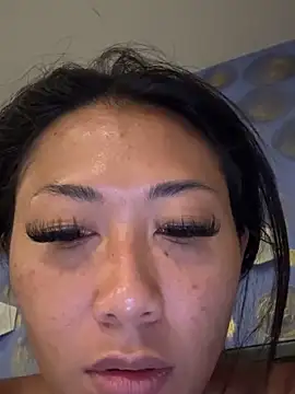 thai-dreamgirl online show from March 18, 2026, 11:30 pm