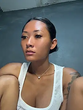 thai-dreamgirl online show from June 14, 2026, 10:56 pm