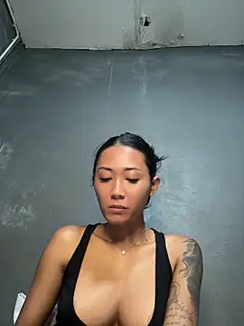 thai-dreamgirl online show from July 11, 2026, 1:36 pm