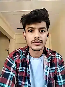 kingkartik7 online show from December 14, 2024, 6:24 am