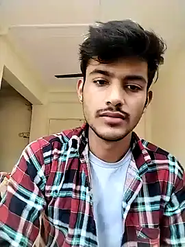 kingkartik7 online show from December 14, 2024, 9:40 am