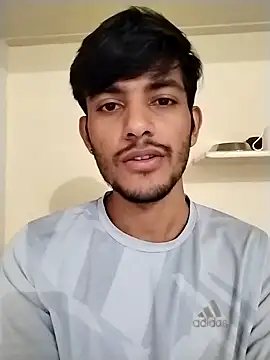 kingkartik7 online show from December 28, 2024, 7:11 pm