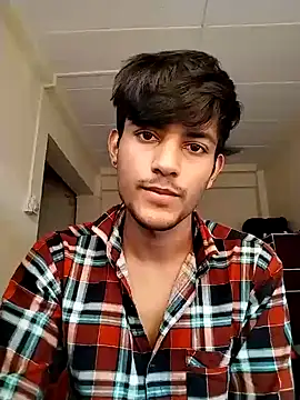 kingkartik7 online show from January 3, 2025, 9:47 am