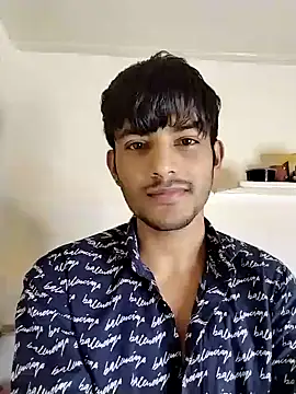 kingkartik7 online show from January 5, 2025, 3:23 pm