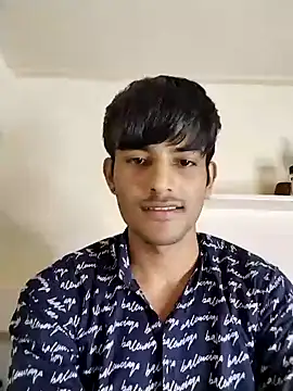 kingkartik7 online show from January 6, 2025, 7:13 pm