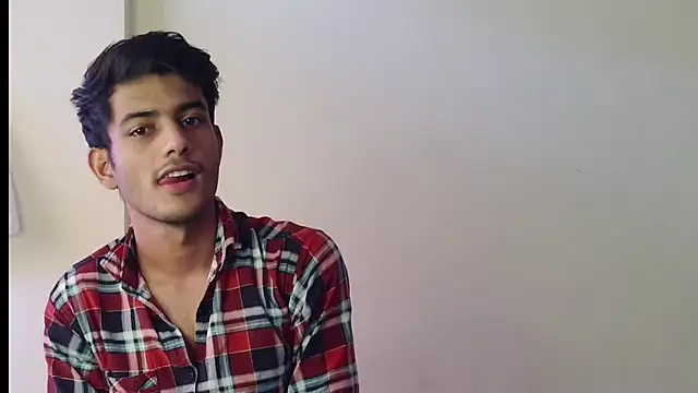 kingkartik7 online show from March 19, 2025, 9:17 am