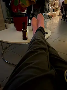 louiv93000 online show from January 5, 2026, 6:33 pm