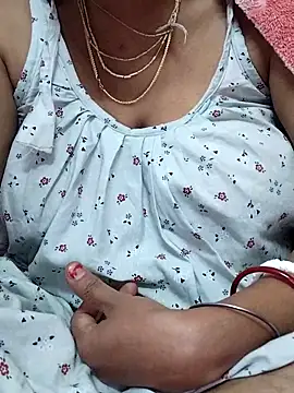 miss-Riy online show from December 22, 2025, 4:59 pm