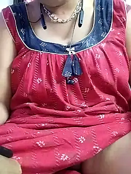 miss-Riy online show from June 6, 2026, 4:44 pm