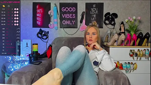 HannaKorsak online show from January 27, 2025, 6:20 pm