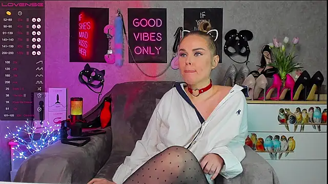 HannaKorsak online show from March 9, 2025, 8:21 pm