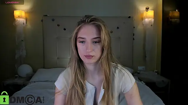 Stacy River online show from November 6, 2025, 9:21 am