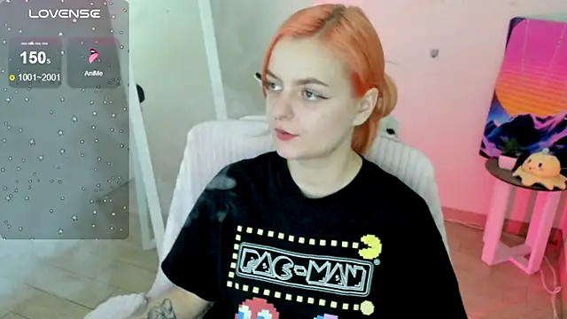 Snapshot of Fire_Bestie chatting on October 10, 2025, 12:59 pm Fire Bestie online show from October 10, 2025, 12:59 pm