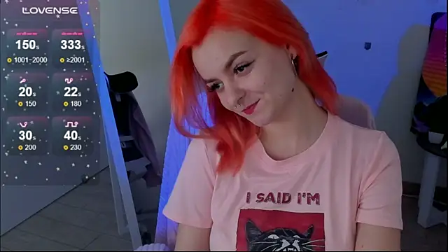 Snapshot of Fire_Bestie chatting on October 23, 2025, 12:48 pm Fire Bestie online show from October 23, 2025, 12:48 pm