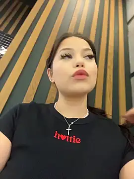 Snapshot of Chloe__Moon chatting on October 27, 2025, 1:37 pm Chloe  Moon online show from October 27, 2025, 1:37 pm