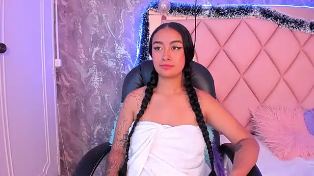 AntonellaQueenn online show from December 26, 2024, 4:58 pm