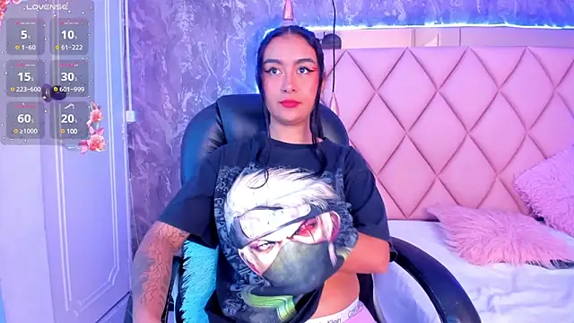 AntonellaQueenn online show from January 4, 2025, 11:22 am
