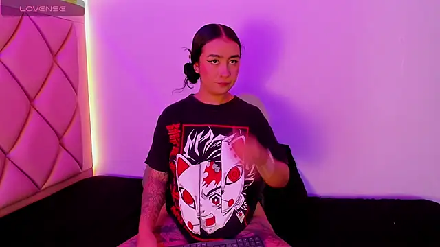 AntonellaQueenn online show from February 1, 2026, 10:25 am